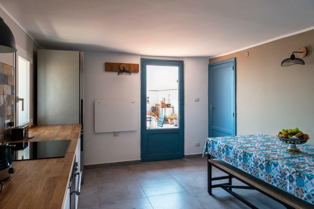 La Terrazza Dei Normanni Lejlighed Aci Castello Eksteriør billede